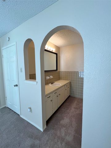 100 Comanche Court, Waxahachie, TX 75165