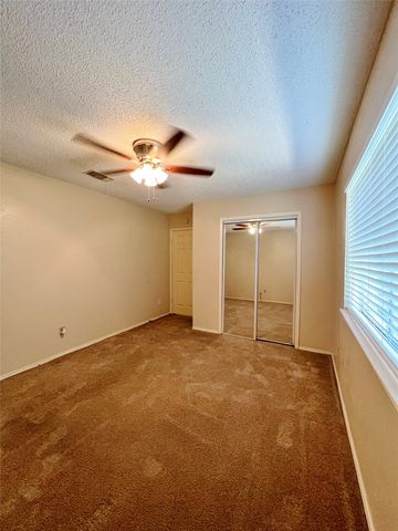 100 Comanche Court, Waxahachie, TX 75165