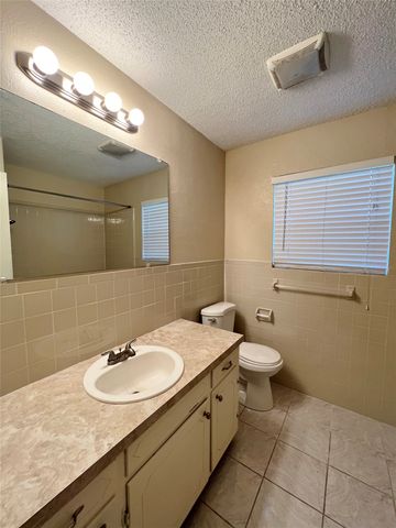 100 Comanche Court, Waxahachie, TX 75165