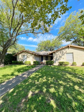 100 Comanche Court, Waxahachie, TX 75165