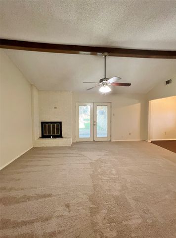 100 Comanche Court, Waxahachie, TX 75165