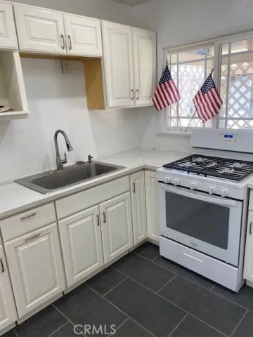 13729 Regentview, Bellflower, CA 90706