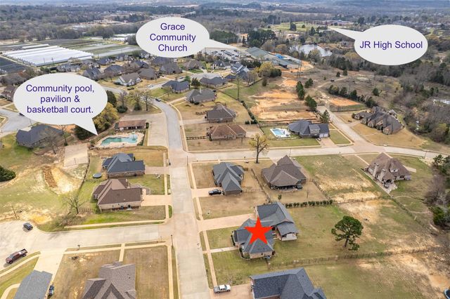 404 Corrigan Trails Boulevard, Lindale, TX 75771