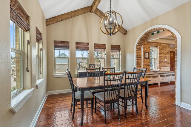 404 Corrigan Trails Boulevard, Lindale, TX 75771