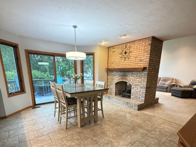 2547 Moerland Drive NW, Grand Rapids, MI 49504
