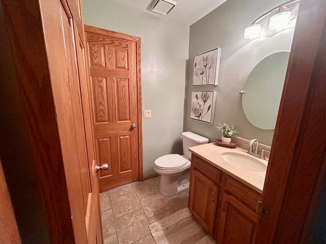 2547 Moerland Drive NW, Grand Rapids, MI 49504