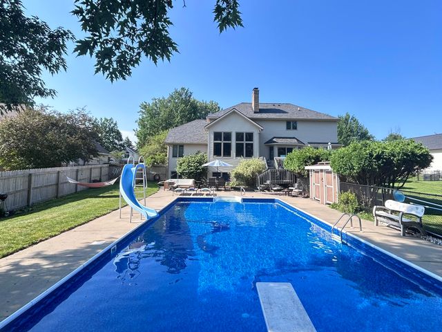 2547 Moerland Drive NW, Grand Rapids, MI 49504
