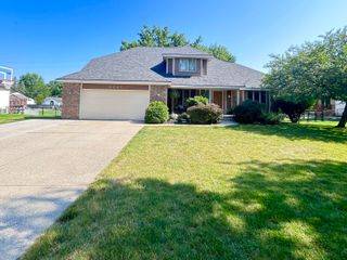 2547 Moerland Drive NW, Grand Rapids, MI 49504