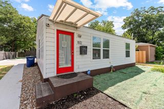 1512 W Koenig LN, Austin, TX 78756
