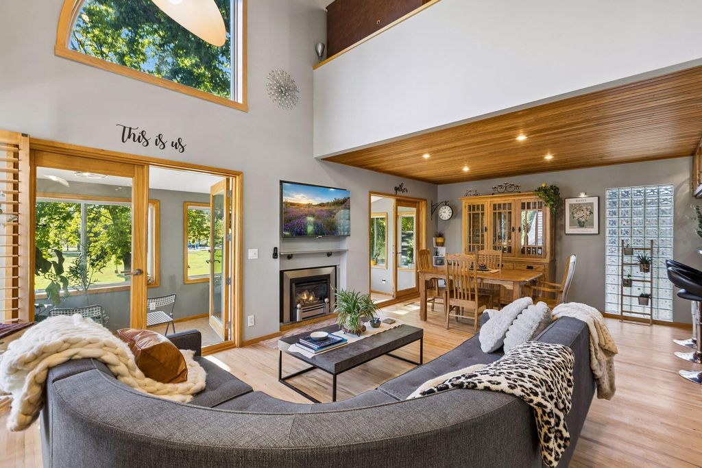 440 Morgan Avenue S, Minneapolis, MN 55405 — photo 5