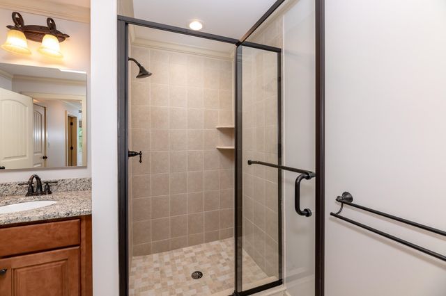 616 Scenic Rd Unit 106, Laconia, NH 03246