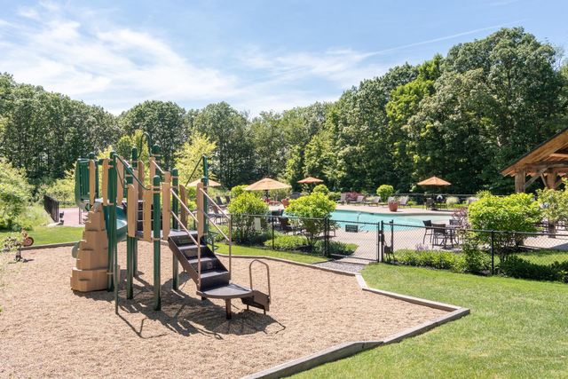 616 Scenic Rd Unit 106, Laconia, NH 03246