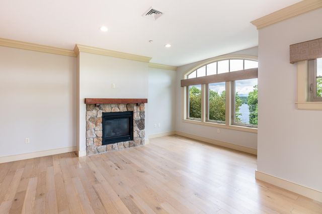 616 Scenic Rd Unit 106, Laconia, NH 03246