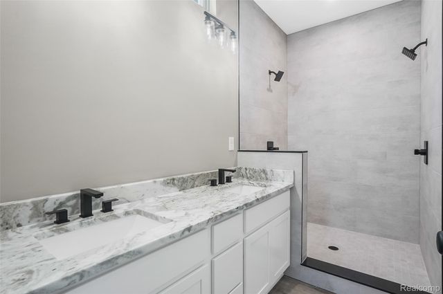 9161 Copper Ridge Drive, Davison, MI 48423