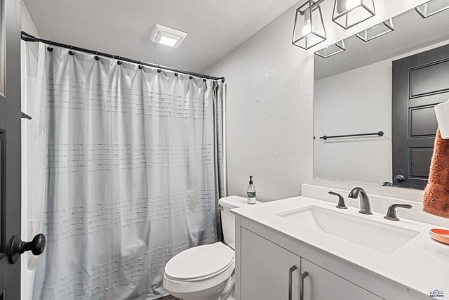 587 QUINTON LN, Box Elder, SD 57719