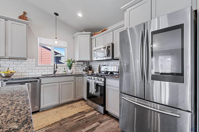 587 QUINTON LN, Box Elder, SD 57719