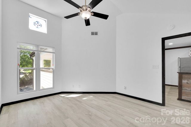 18755 Vineyard Point Lane, Cornelius, NC 28031