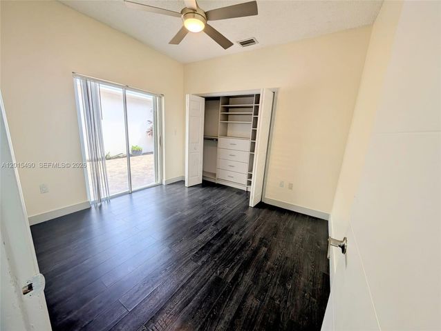 15356 SW 42nd Ln, Miami, FL 33185