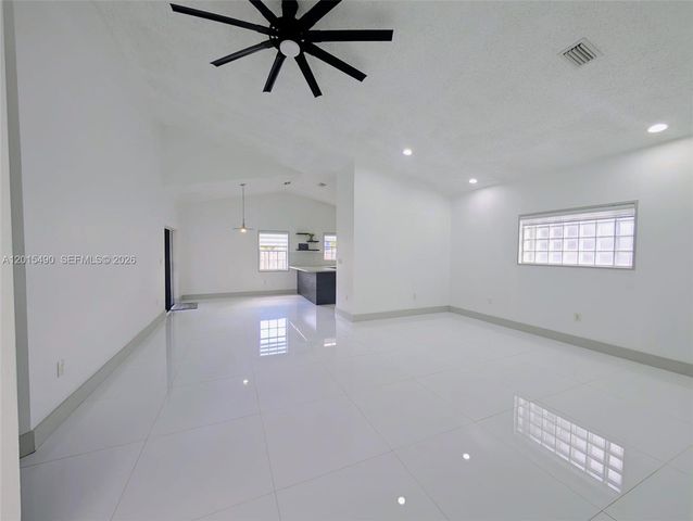 15356 SW 42nd Ln, Miami, FL 33185