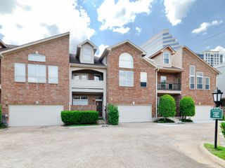 4720 Post Oak Timber 23, Houston, TX 77056