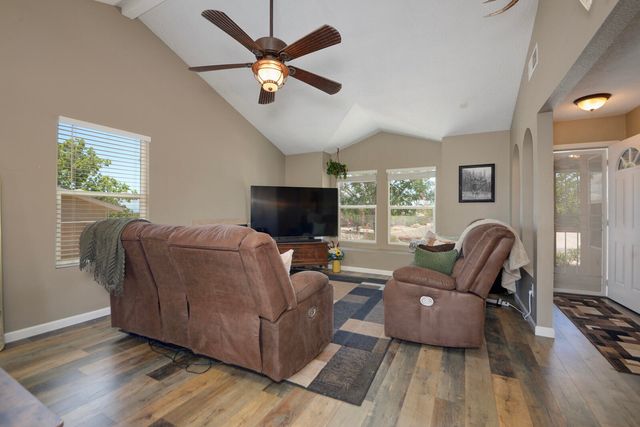 4937 Chromium Drive NE, Rio Rancho, NM 87124