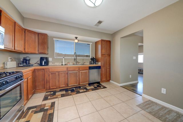 4937 Chromium Drive NE, Rio Rancho, NM 87124