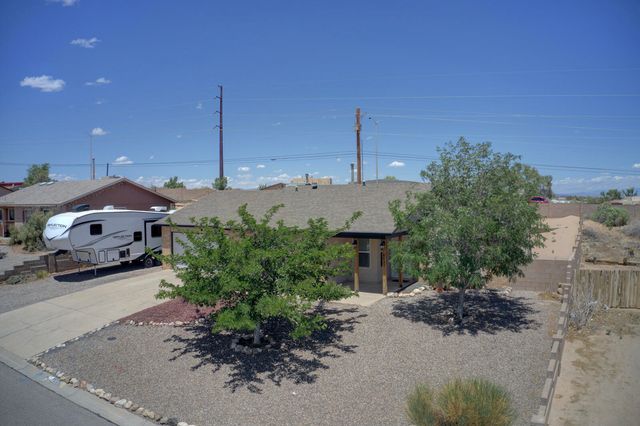 4937 Chromium Drive NE, Rio Rancho, NM 87124