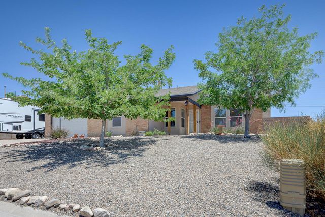 4937 Chromium Drive NE, Rio Rancho, NM 87124