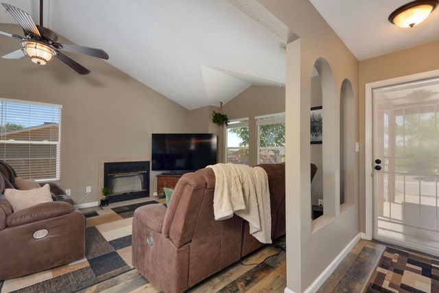 4937 Chromium Drive NE, Rio Rancho, NM 87124