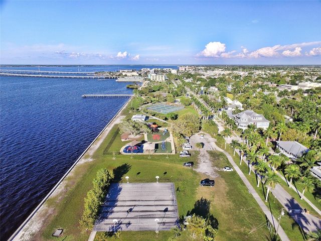 208 LEWIS CIRCLE A1, Punta Gorda, FL 33950