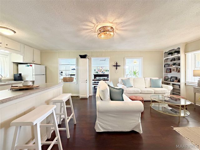 30 Hill Drive, Eclectic, AL 36024