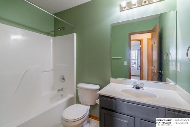 7518 S 178 Circle, Omaha, NE 68138