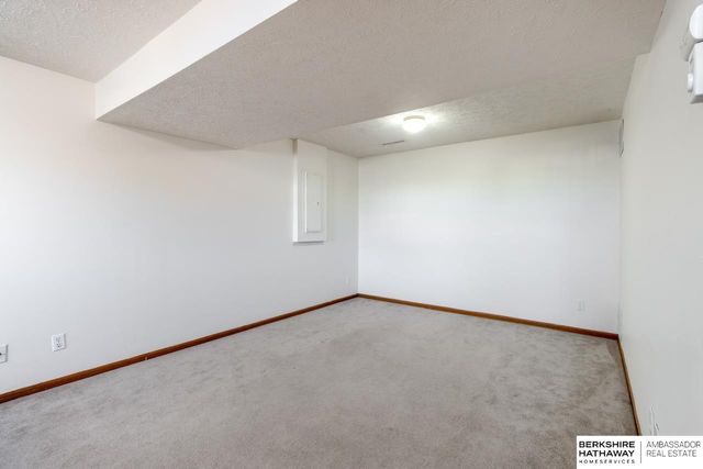 7518 S 178 Circle, Omaha, NE 68138