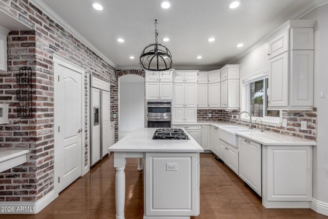 1111 N ALBA Circle, Mesa, AZ 85213