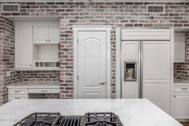 1111 N ALBA Circle, Mesa, AZ 85213