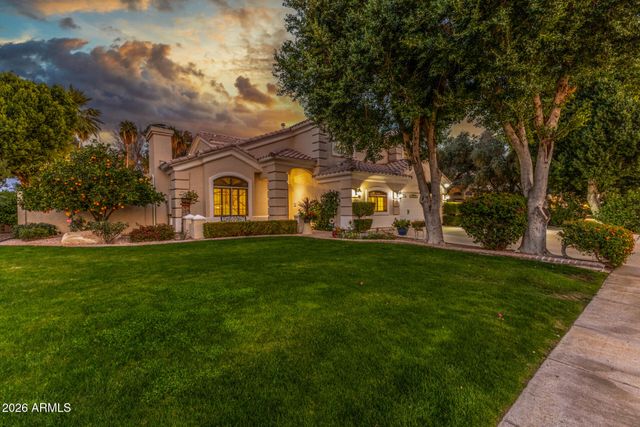 1111 N ALBA Circle, Mesa, AZ 85213