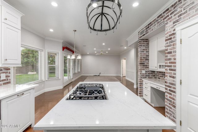 1111 N ALBA Circle, Mesa, AZ 85213