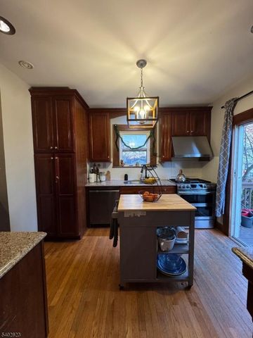 246 Prospect Ave, North Arlington Boro, NJ 07031