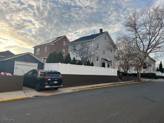 246 Prospect Ave, North Arlington Boro, NJ 07031