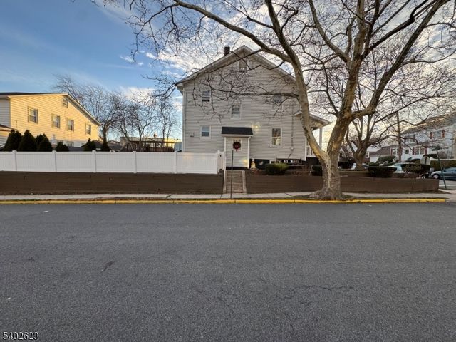 246 Prospect Ave, North Arlington Boro, NJ 07031