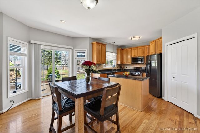 6119 Sands Road, Crystal Lake, IL 60014