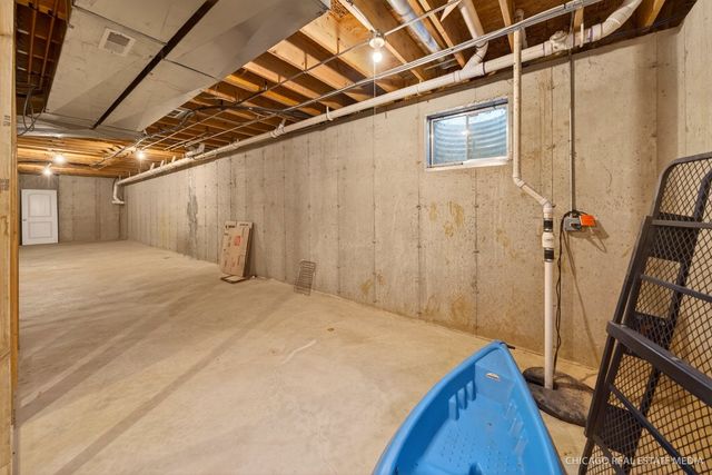 6119 Sands Road, Crystal Lake, IL 60014