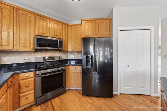 6119 Sands Road, Crystal Lake, IL 60014