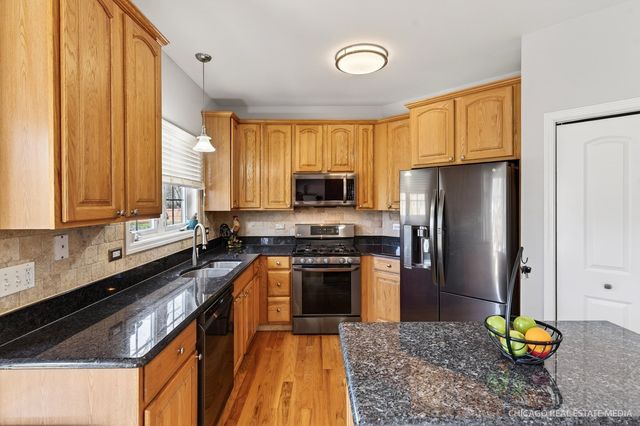 6119 Sands Road, Crystal Lake, IL 60014