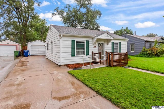 2807 Crawford Street, Bellevue, NE 68005