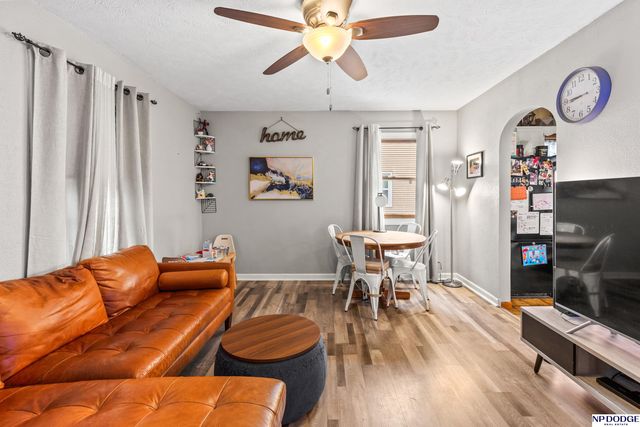 2807 Crawford Street, Bellevue, NE 68005