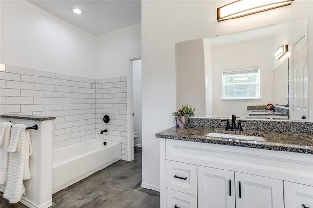 1409 County Road 913, Burleson, TX 76028