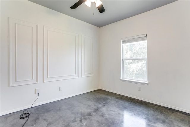 1409 County Road 913, Burleson, TX 76028