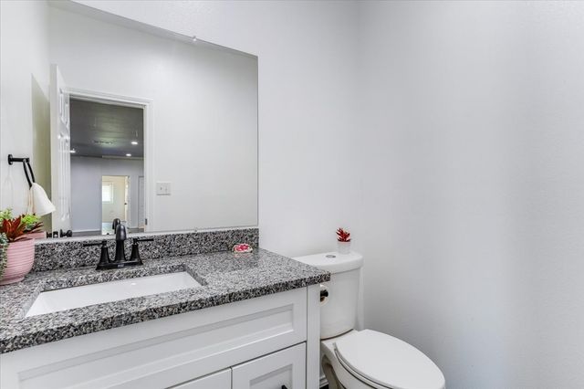 1409 County Road 913, Burleson, TX 76028