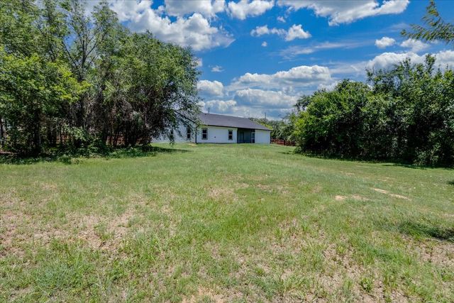 1409 County Road 913, Burleson, TX 76028